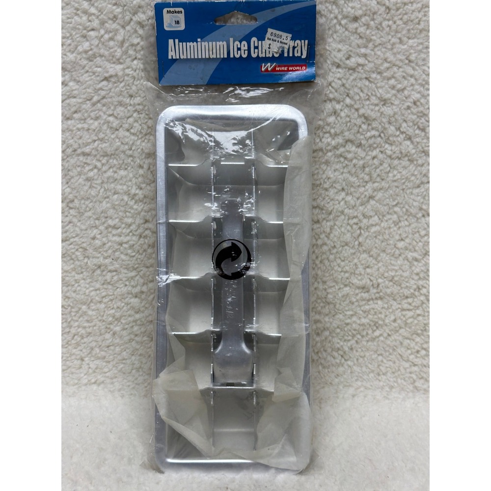Wire World Aluminum Ice Cube Tray Silver 18 Slot Lever Release New